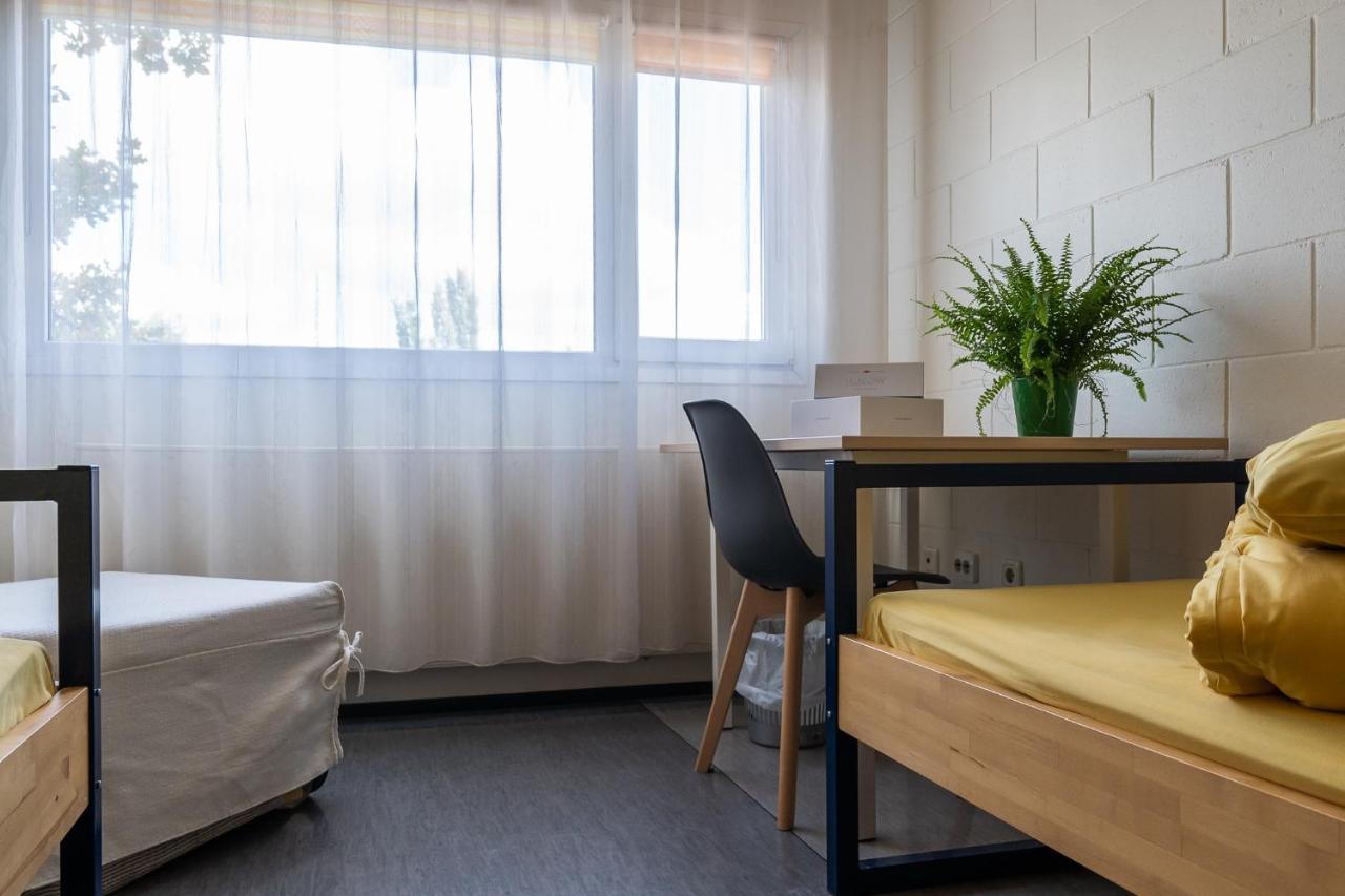 Academic Hostel Tallinn Extérieur photo